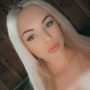 Meet your Posher, Lacy